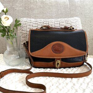 Vintage Dooney & Bourke Carrier Crossbody Bag (Navy/Tan)